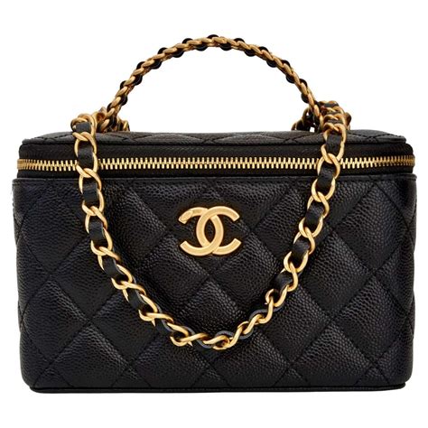 chanel 經典銀包